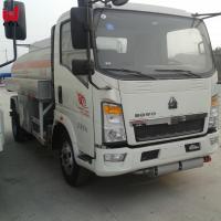 Camion de réservoir de carburant de camion de réservoir de ravitaillement de SINOTRUK HOWO 116HP