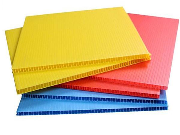 2mm Corrugated Polypropylene Sheets Environmental Corrosion Impact Resistant