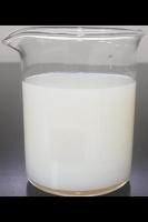 Contenido sólido 30.0±0.5 Emulsión de polímero acrílico puro modificado 100 Valor PH 6.5~8.0