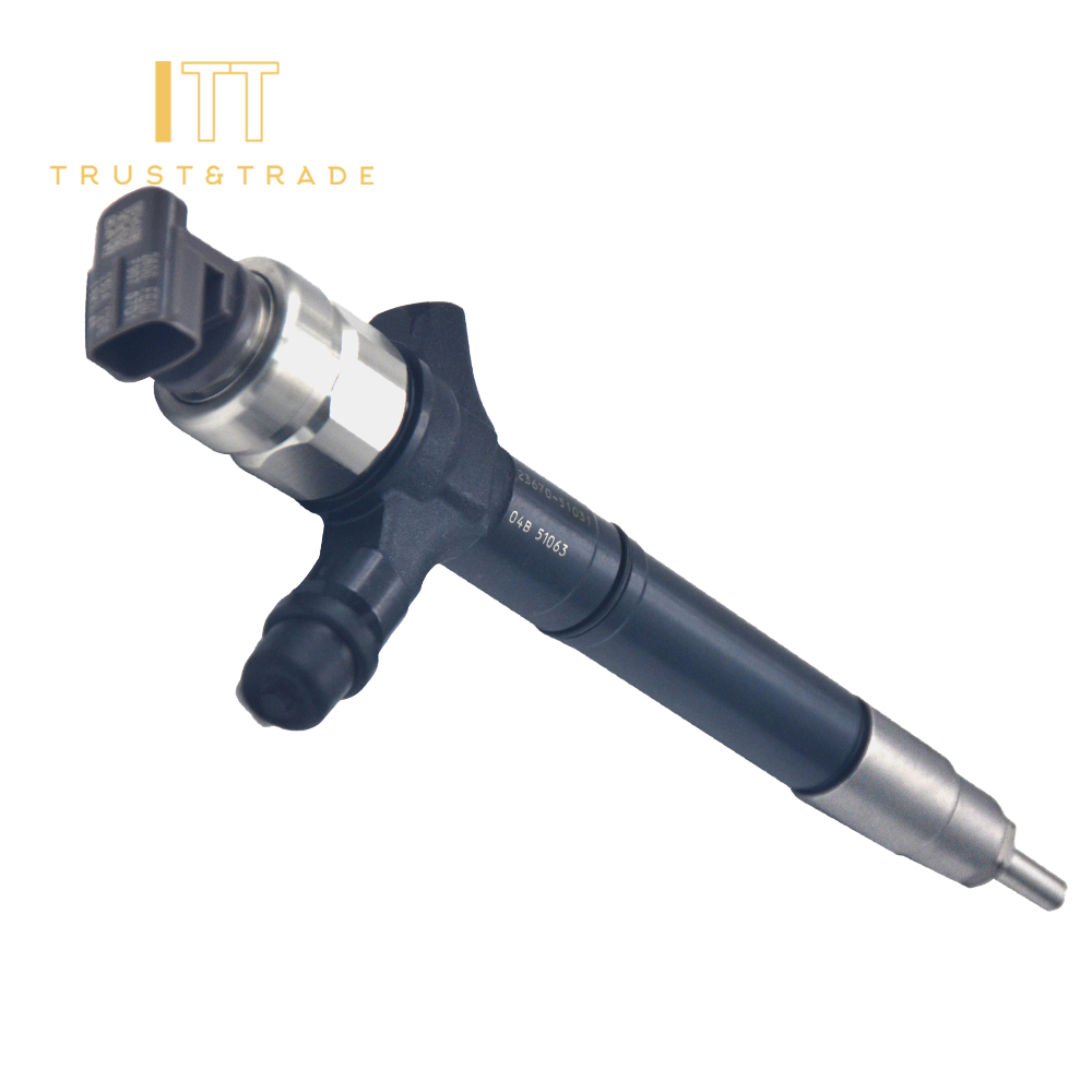 Steel 23670-51020 23670-51030 Auto Parts Engine Diesel Nozzle Common Rail Fuel Injector for Toyota LAND CRUISER
