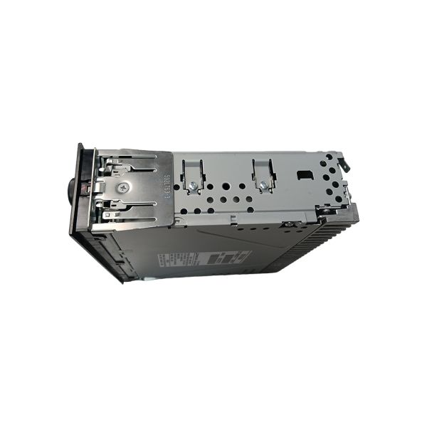 8701A384 CD Player and Radio MP3 Suitable for Mitsubishi Pajero KG6W KA4T KH8W KB8T Car Parts Auto Accessories