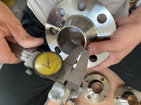 Super Duplex Stainless Pipe Fittings Flange WN RF UNS 32760  8 SCH 40S 300#  Flanges