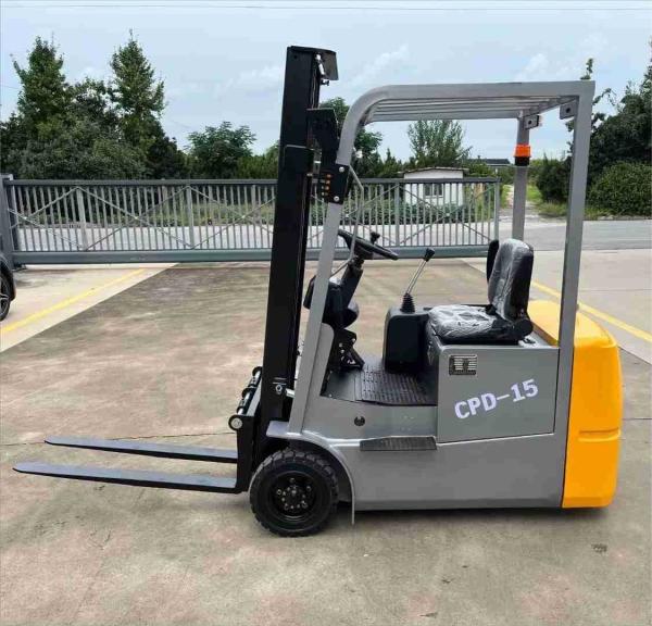 2000kg 4409lb 4500mm 3 wheel electric forklift with 3 Stages Mast for outdoor or indoor use