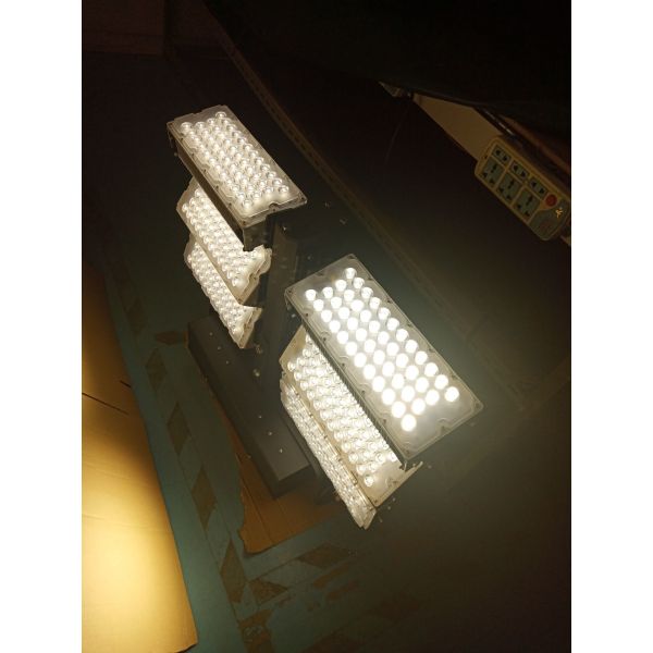 140000 люмен светодиодное наружное освещение стадиона на 40 м высотой мачты осветительный столб 1000 Вт Китайские будущие огни