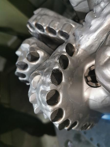 8-1/2  acier 6 aile 16 mm coupeur de diamants PDC Forage un peu de champs pétrolifères outils de forage