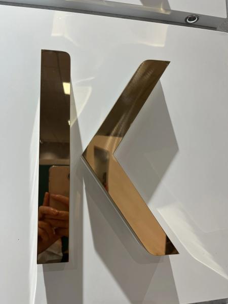 Sinalização exterior de tamanho personalizado Signos luminosos metálicos com letra de canal 3D