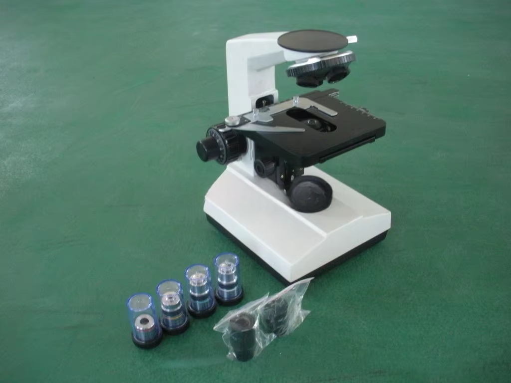 High-Definition Portable Binocular Biological Microscope LED Light Source 4X-100X Magnification Plastic+Metal Construction for
