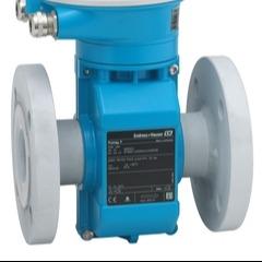 5P1B40-AADBBAAAD5S0B The flowmeter for highest medium temperatures with an ultra-compact transmitter