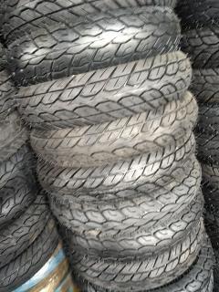 Noir de monstre de Luckylion Hardrock pneus de moto de 10 pouces 350-10