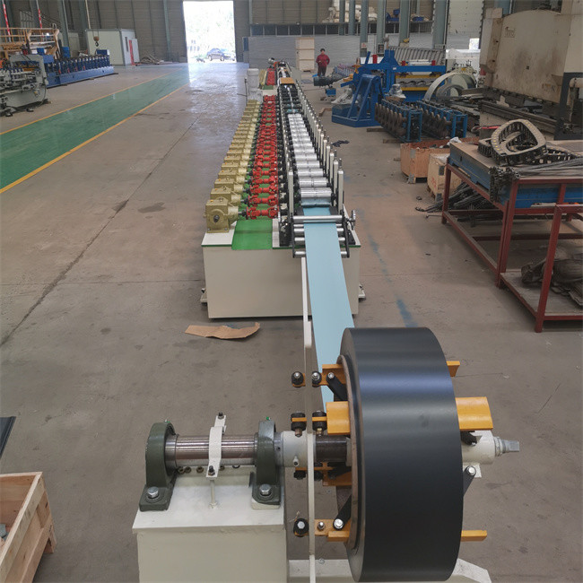 Крен двери шторки пены PU формируя машину 380V 50Hz 3 участка