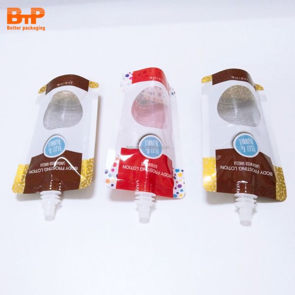 Customized 500pcs 1000pcs Low MOQ Aluminum Foil Packaging Refill Liquid Fruit Juice Plastic Spout Pouches Bags for Drinks