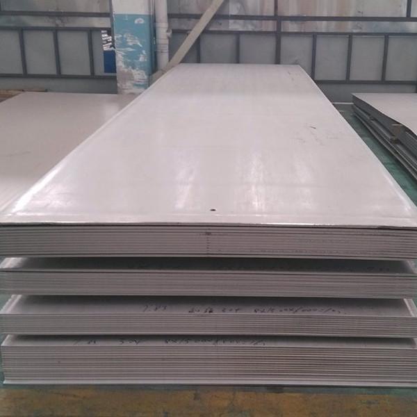 Placa de aço galvanizado resistente à corrosão comprimento 1000-12000 mm para ambientes extremos