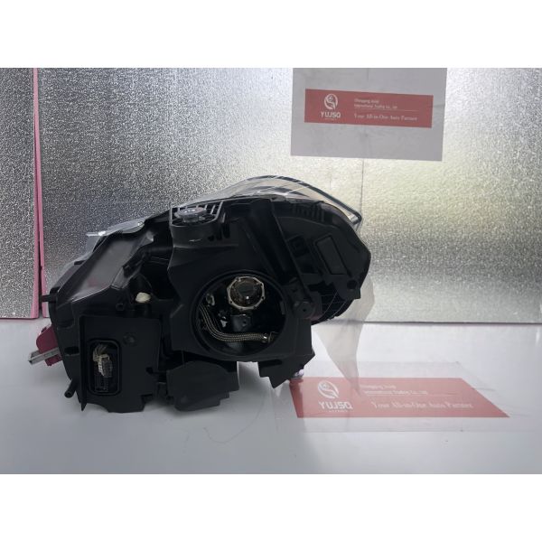 Xenon Right Front Headlight Right Xenon Headlamp 2188204261 For Benz CLS10