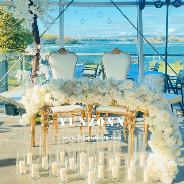 Luxury Royal Crown Head Wedding Chair Event Venue White and Gold Dining Chairs