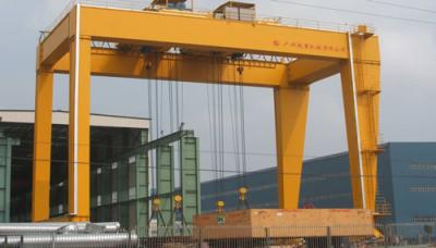ME 320t Electric Overhead Gantry Crane for General Use with Hook , 23m Span