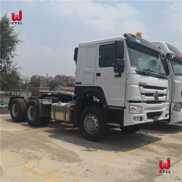 Tête résistante de camion de remorque du camion 50-80tons de tracteur de SINOTRUK HOWO 6X4 semi