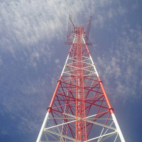 Torre de aço da telecomunicação tubular do ISO 1461 ASTM A123 HDG