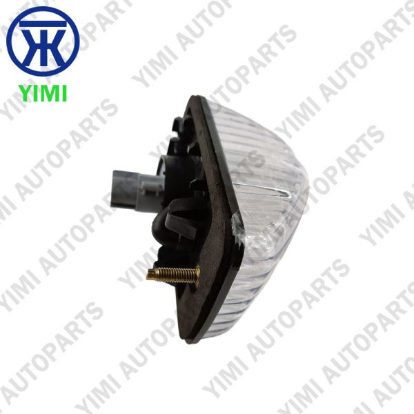 Impact-Resistant Polycarbonate Side Turn Signal Lamp OEM Standard UV Resistant for ISUZU ELF 700P 4HK1 Truck