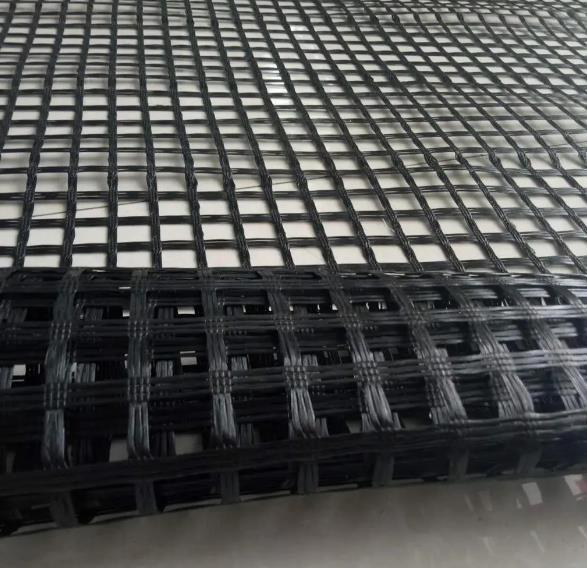 25.4mm Geogrid Machine Mesh Steel Plastic Geogrid Mesh For Highway Road Construction