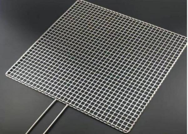 SS304 Round Hole Square Perforated Metal Sheet 8mm Dustproof BBQ Grill Mesh