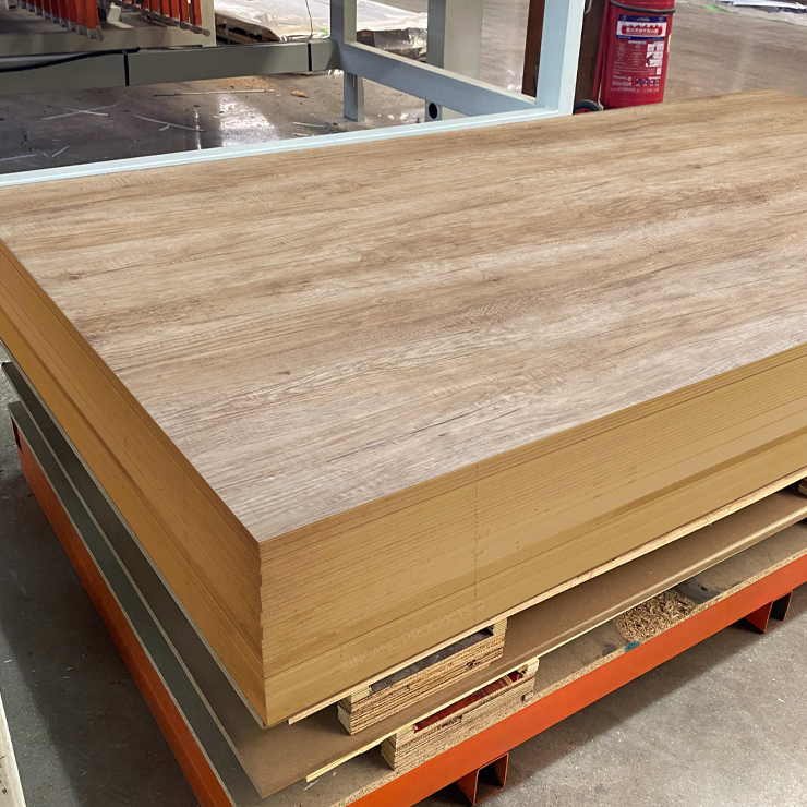 Natural Oak Melamine MDF Board Stain Resistant For Wardrobes CE FSC Certified