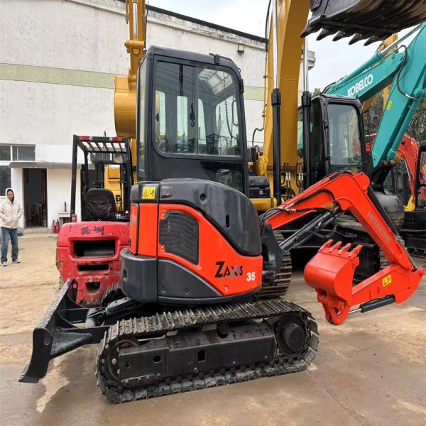 2022 Year HITACHI Used Excavator Mini Crawler Excavator ZX35 Hot