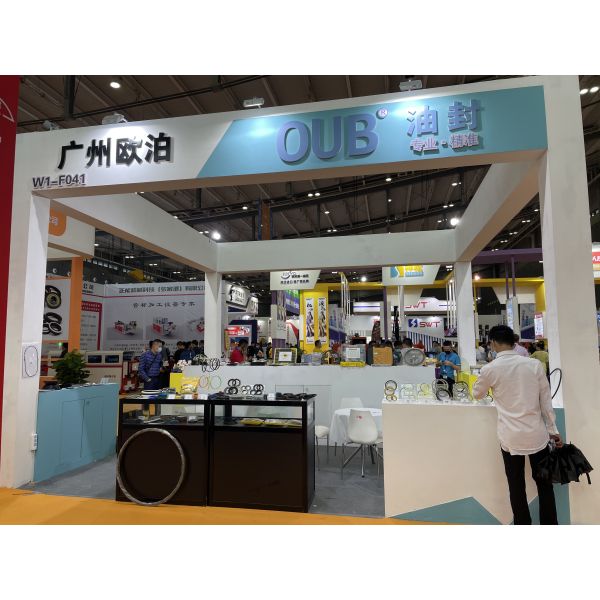 уплотнение масла 116723 вала трактора 42*62*14 42*62*21.5 CARRARO 139101 уплотнение 40*60*18.5 40*60*25 126403 135818 COMBI SF6