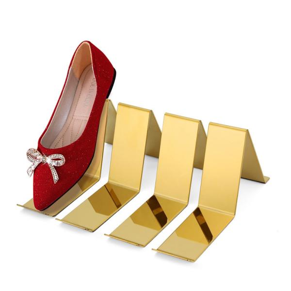 Counter Top Golden Metal Retail Display 16cm  Shoe Rack For Retail Store