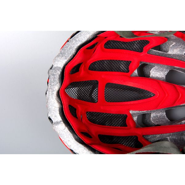 Unisex Lightweight Road Bike Helmet , Low Profile Road Cycling Helmet M / L