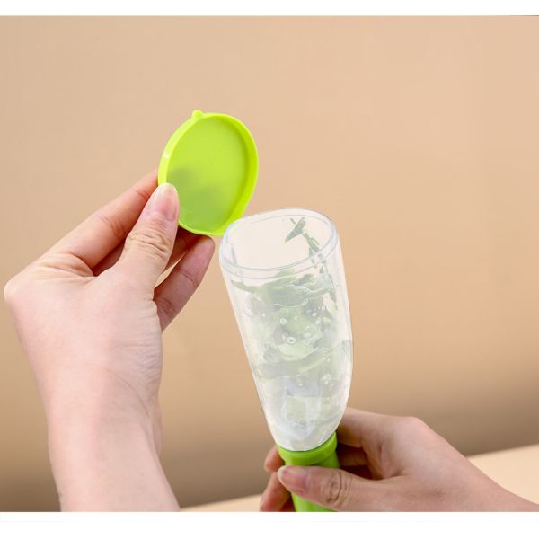 Convenient Multifunctional Storage Scraper Peeler for Quick and Easy Peeling
