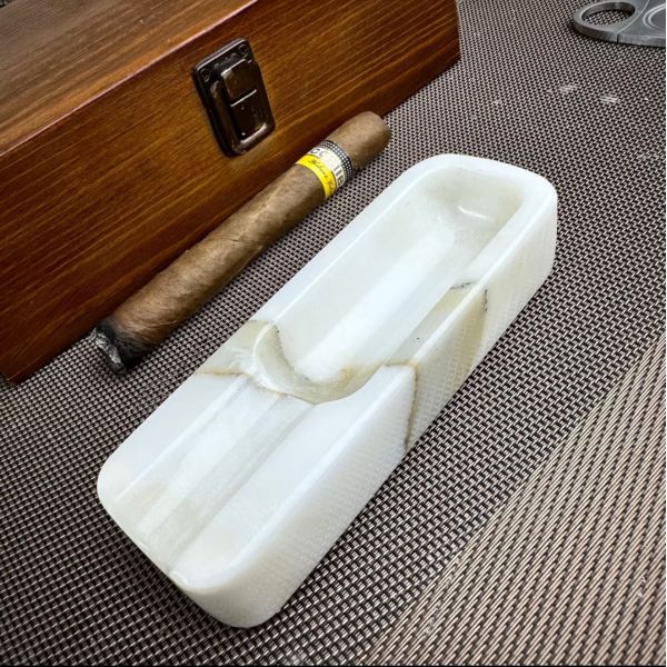 Arabescato Corchia White Marble Ashtray Italian Luxury For Home Decoration