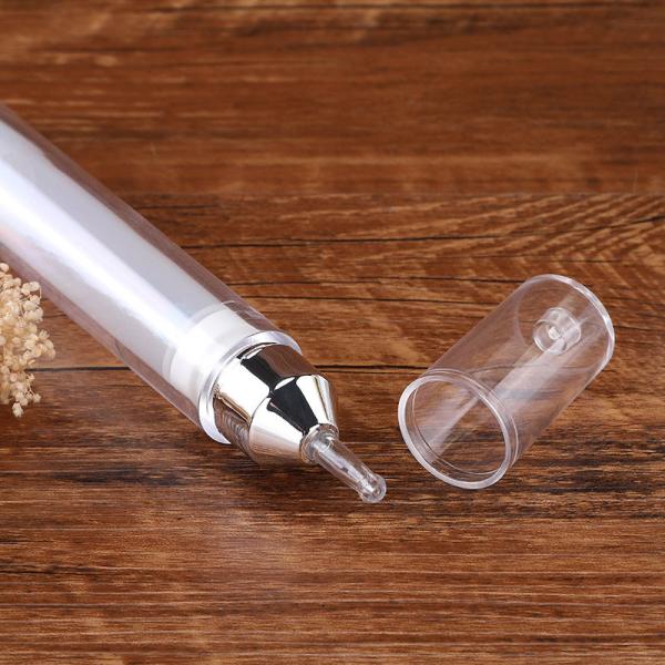O olho preenchido do bordo da seringa levanta o chapeamento UV mal ventilado acrílico da garrafa 10ML