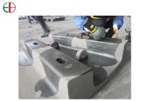 Essai de dureté à section transversale sur les revêtements externes de poussoir de pulpe pour les moulins EB17015 de SAG