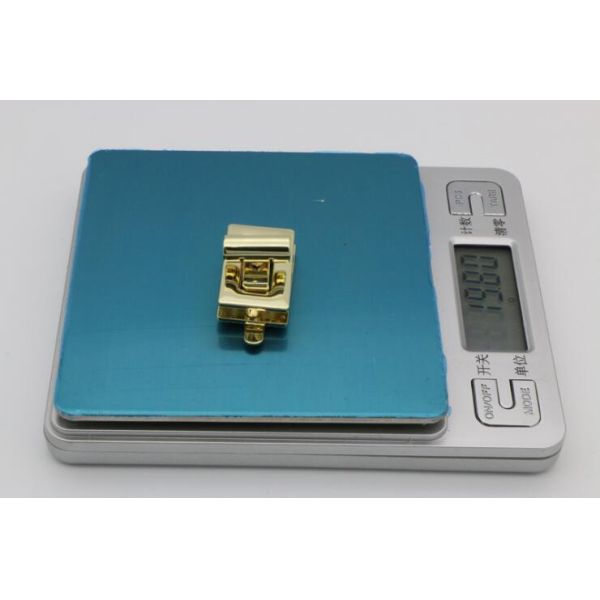 Factory direct sale light gold bag making accessories rectangle metal locks
