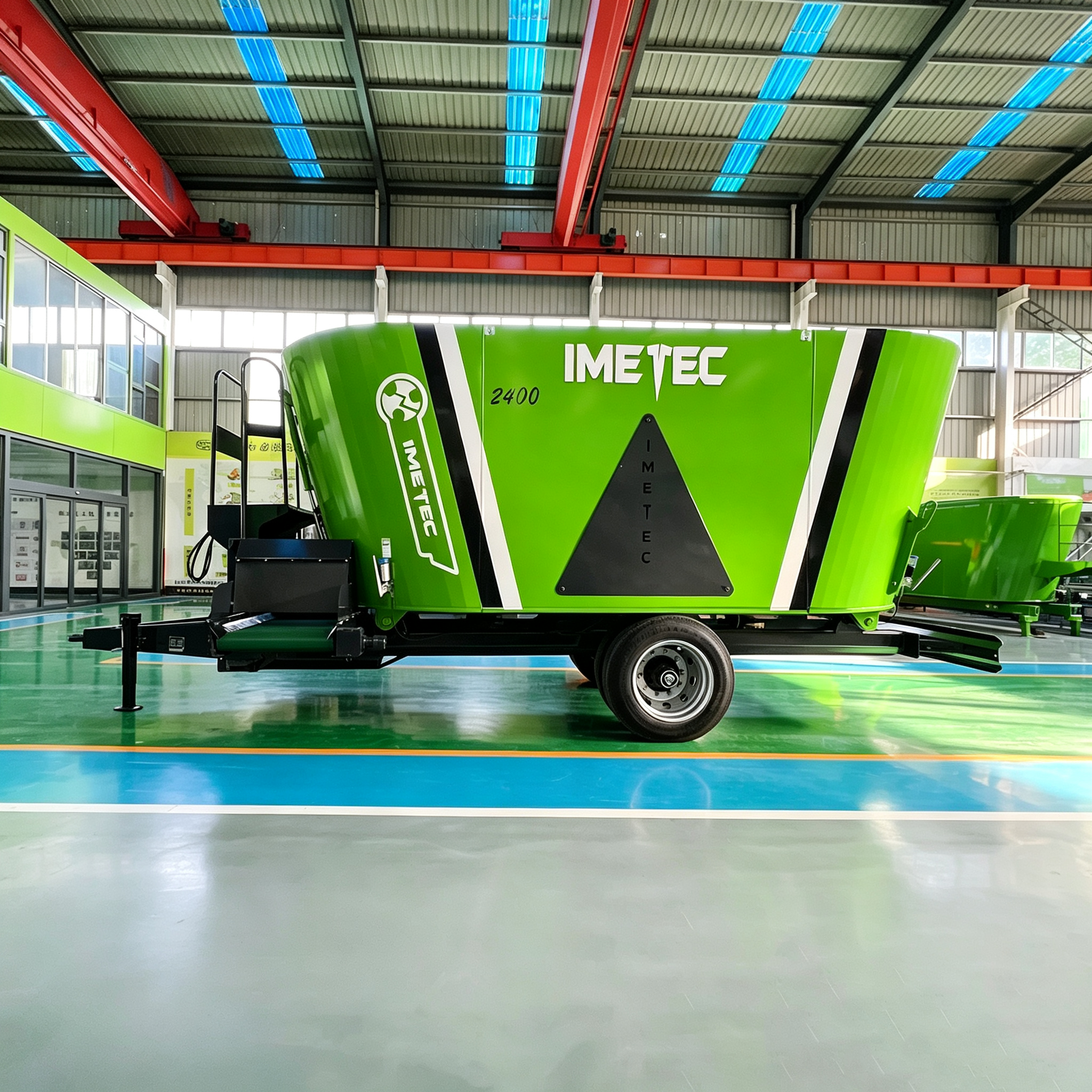Electric Vertical Auger TMR Feed Mixer Manganese Steel Blade For Forage Cutting