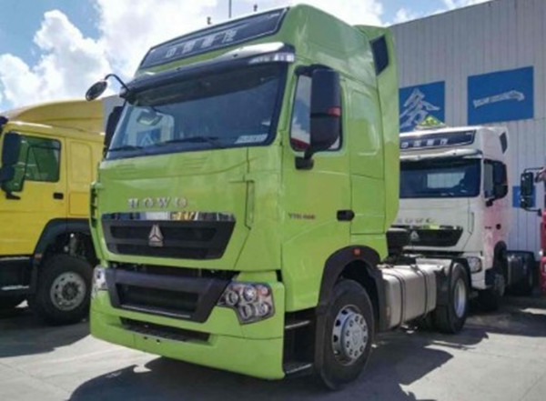 SINOTRUK HOWO SITRAK T7H 390hp 430hp 6x4 engine truck head prime mover with trailer tractor trucks