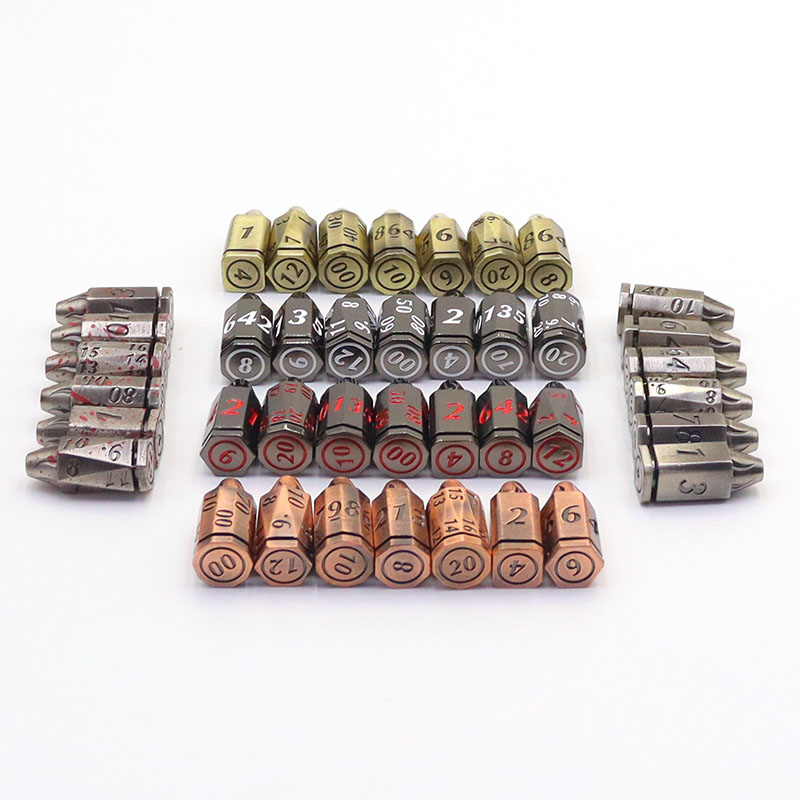 3D Dragon Relief Metal Dice Spinner with 374g Heavyweight Zinc Alloy and Sliding Hidden Compartment for RPG Games