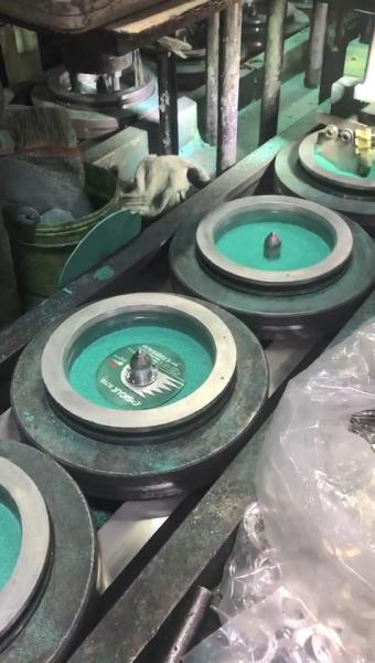 Durable OEM MPA WA36 Green Flexible Grinding Wheels 102x5x16mm