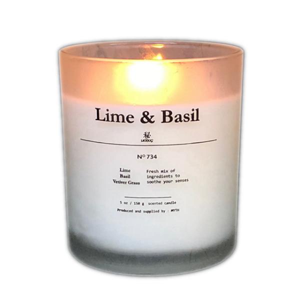 Beautiful Plain Jar Candles Frosted Glass Jar Customized Logo SGS Certification