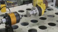 Système automatique de débroussaillage robotique de précision