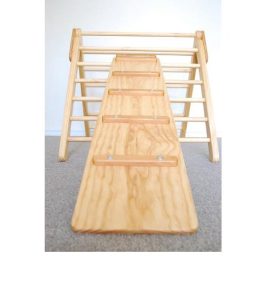 CPSIA Certified  Easy Storage Safety Toddler Climbing Toy  Pikler Triangle Climber with Ramp