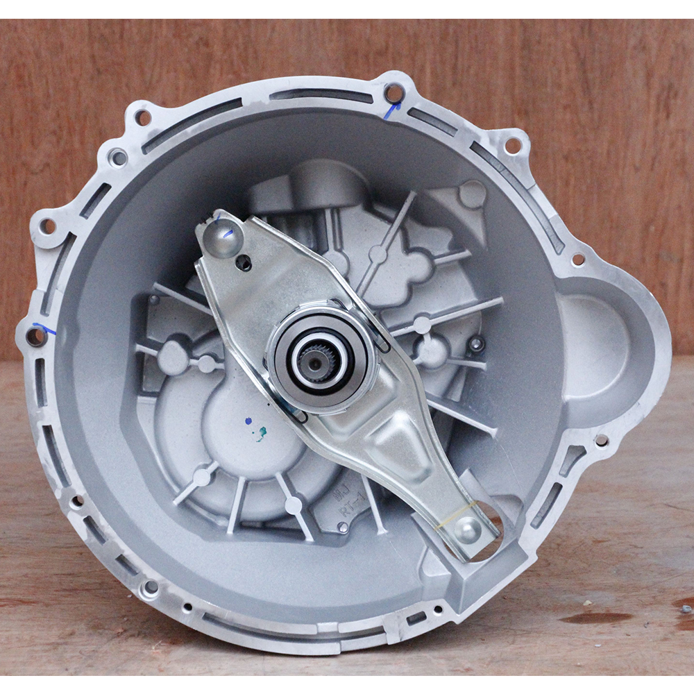 Zpartners MR5T16G03 Manual Transmission Assembly Gearbox for SRM Light Commercial Vehicle OEM 1700100-D1600 Auto Parts Replacement Factory Supply