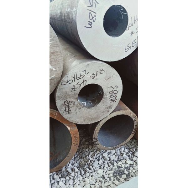 ASTM A335 P5 Cold Drawn Seamless Alloy Steel Pipe For Oil Refinery High Pressure Boilers