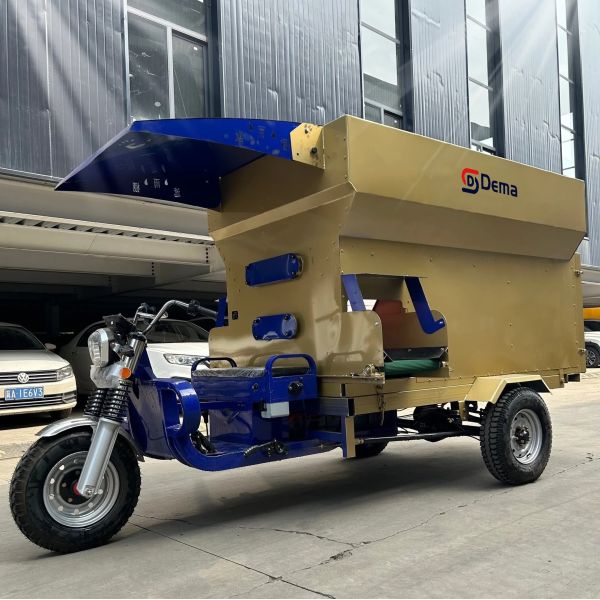 3 Wheel Electric Feed Dispenser