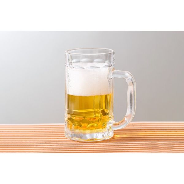 Embossed 13oz Glass Drinking Cups Transparent 370ml Lead Free Engraved Beer Steins