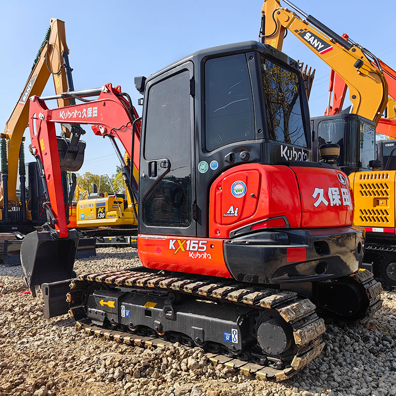 Подержанные куборы Kx165 для выкапывания