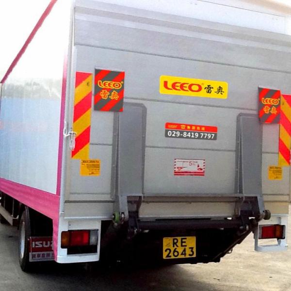 Durable 1500KG Long Life Van Tailgate Lifter Cargo Truck With Liftgate