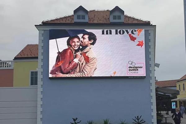 P7.8 Large Outdoor Advertising Screen 1000x1000mm Waterproof Led Display
