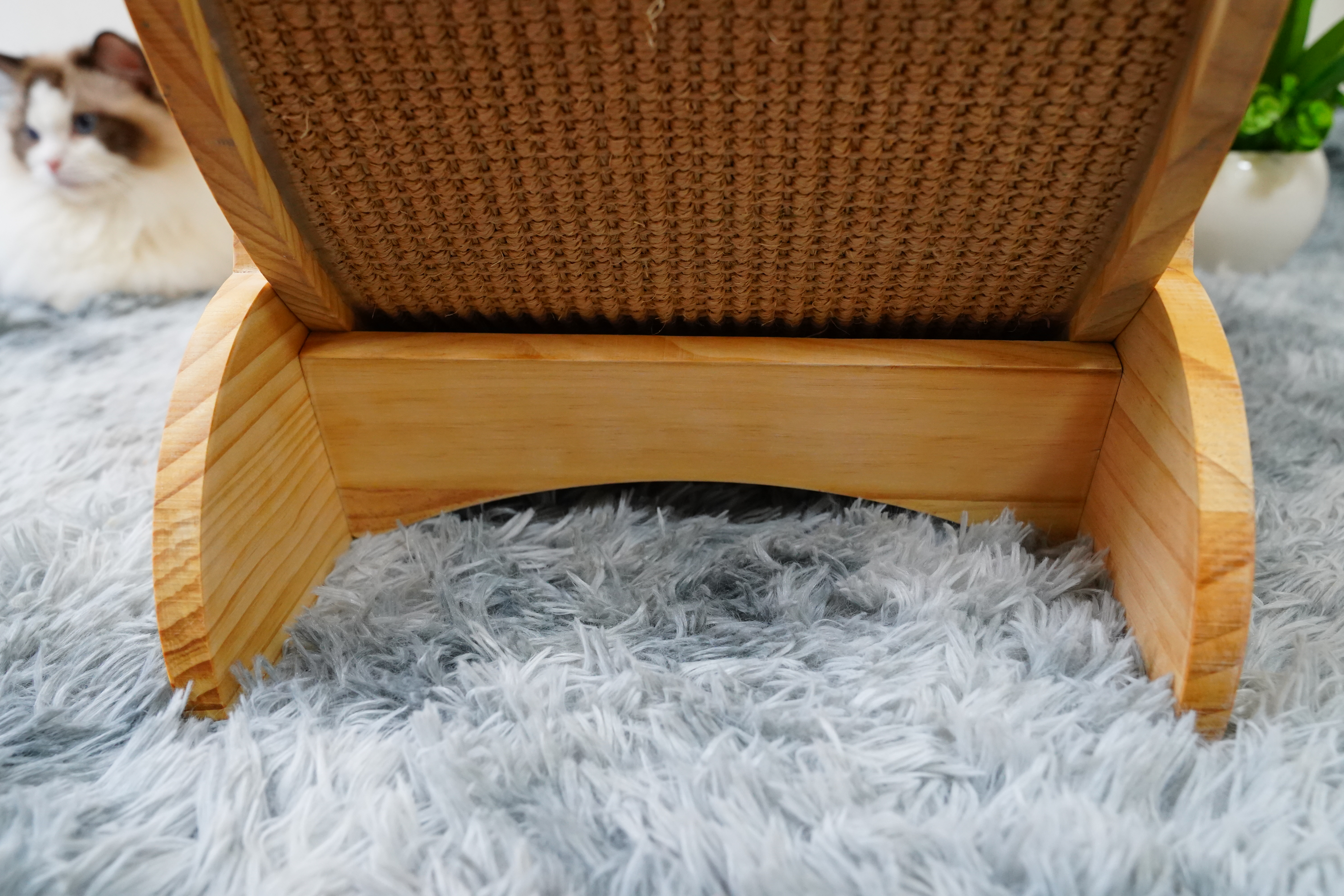 Дом на дереве кровати кота кондо любимца дома Scratcher кота Hallupets деревянный