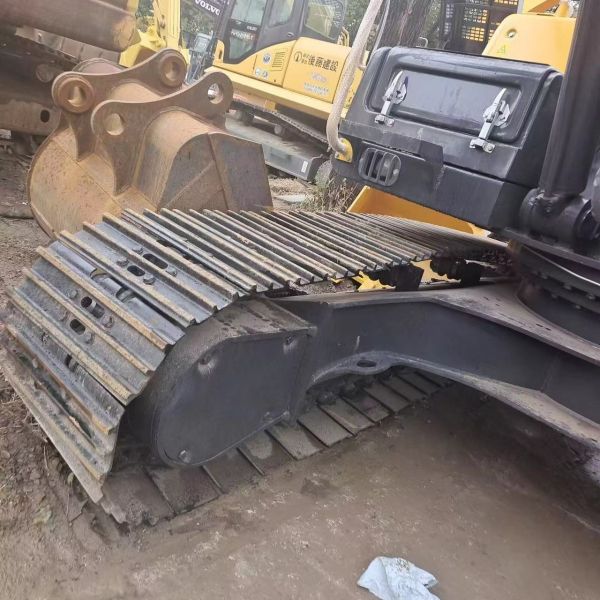 123 KW Used Excavators Sweden Volvo EC210 The Best Choice for Your Construction Needs